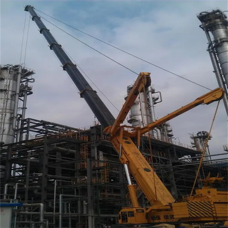 周矶管理区吊板房的吊车