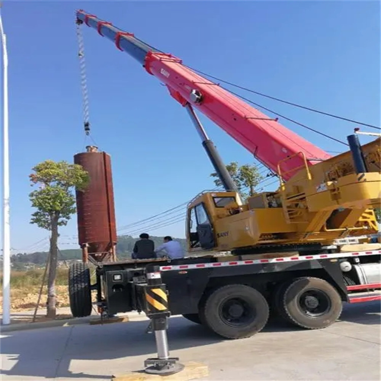 周矶管理区80吨吊车出租多少钱